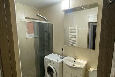 Garsonieră decomandată în Traian - 3