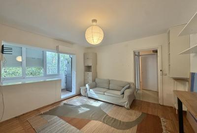 Apartament cu 2 camere semidecomandat, mobilat în Buziașului