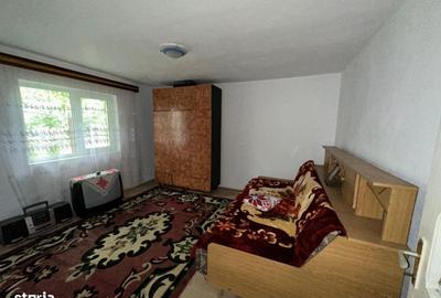 Casă cu 4 camere în Coțofenești - 8