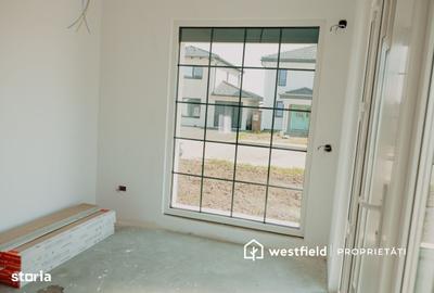 Casă cu 4 camere cu Teren 270 Mp în Central