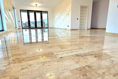 Casă cu 4 camere cu Canalizare în Central - 3
