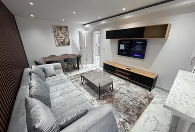 Apartament cu 3 camere decomandat, mobilat în Ultracentral