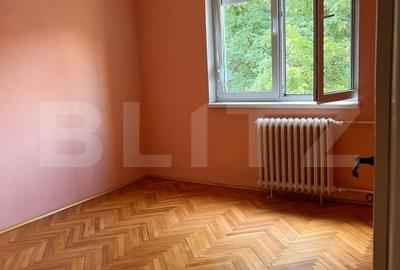 Apartament cu 3 camere decomandat, mobilat în Dacia