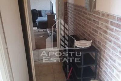 Apartament cu 4 camere semidecomandat în Dâmbovița - 3