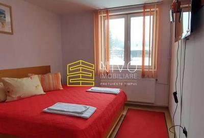 Casă cu 7 camere cu Teren 700 Mp în Praid - 1