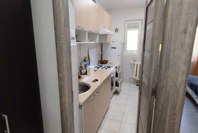 Garsonieră decomandată în Dacia - 1