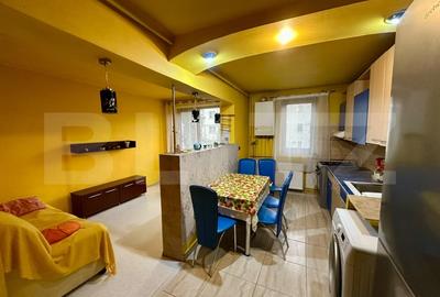 Apartament cu 3 camere decomandat, mobilat în Decebal