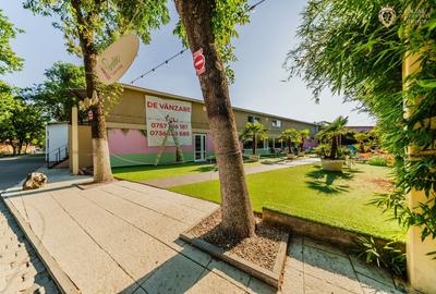 Spațiu comercial, de 740 mp, în Central