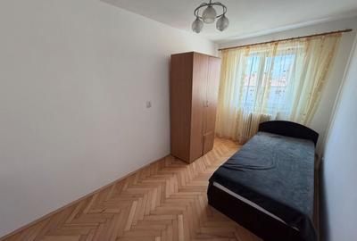 Apartament cu 3 camere în Cetate - 6