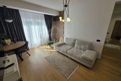 Apartament cu 3 camere, mobilat în Calea București