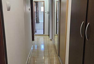 Apartament cu 3 camere decomandat în Exterior Vest - 4