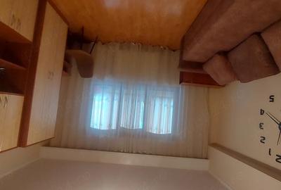 Apartament cu 2 camere decomandat în Școlilor - 5