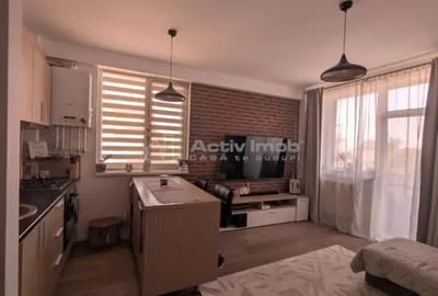 Apartament cu 3 camere decomandat în Vârteju