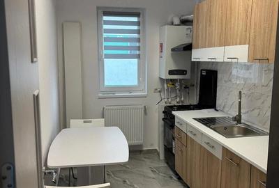 Apartament cu 2 camere decomandat în Exterior Vest