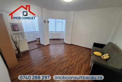 Apartament cu 2 camere decomandat în Energiei