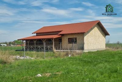 Casă cu 3 camere cu Teren 1000 Mp în Central - 6