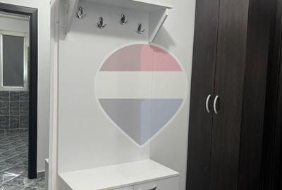 Apartament cu 2 camere semidecomandat în Andrei Mureșanu