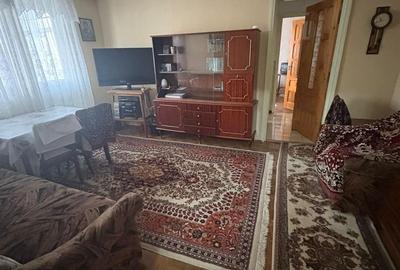 Apartament cu 3 camere semidecomandat în Lucăcești - 3