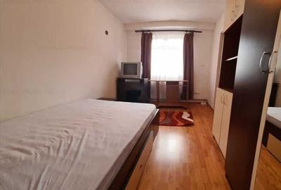 Apartament cu 2 camere nedecomandat în Central - 1