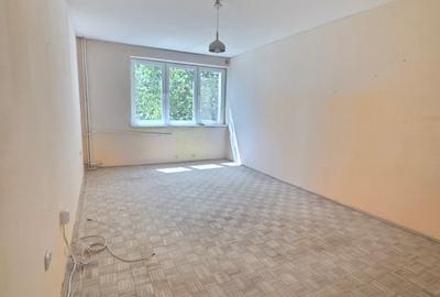 Apartament cu 2 camere decomandat în Independenței