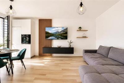 Apartament cu 2 camere decomandat, mobilat în Central