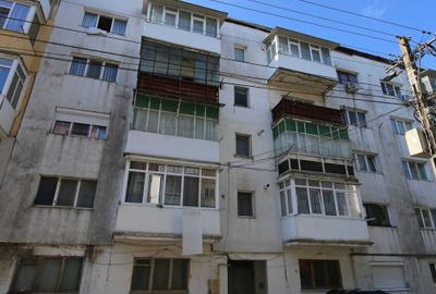 Apartament cu 2 camere decomandat în Central - 6
