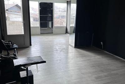 Spațiu comercial, de 30 mp, în Filiași - 1