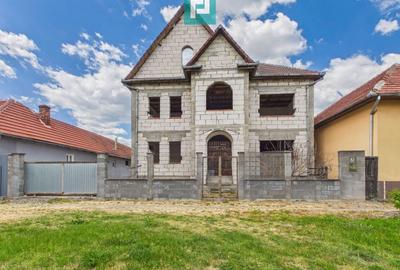 Casă individuală cu 6 camere cu Teren 1079 Mp în Exterior Nord - 24