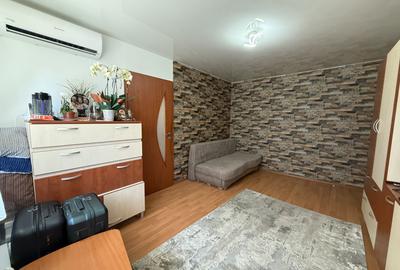 Apartament cu 2 camere nedecomandat, mobilat în Dacia - 1