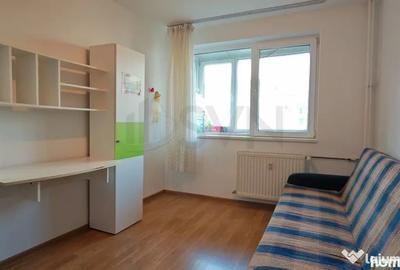 Apartament cu 3 camere semidecomandat în Timișoara