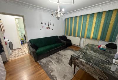 Apartament cu 3 camere semidecomandat în Hipodrom