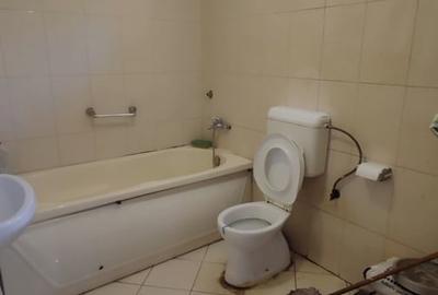 Casă cu 2 camere cu Teren 65 Mp în Banu Manta