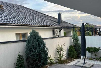 Casă cu 4 camere în Exterior Vest