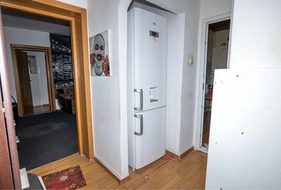 Apartament cu 2 camere semidecomandat în Micro 9