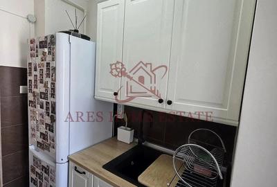 Apartament cu 3 camere semidecomandat în Gheorghe Lazăr