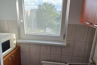 Garsonieră decomandată în Bârzești - 14