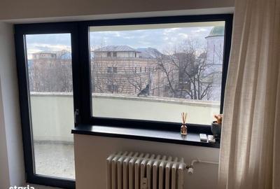 Apartament cu 3 camere decomandat în Văcăresti - 2