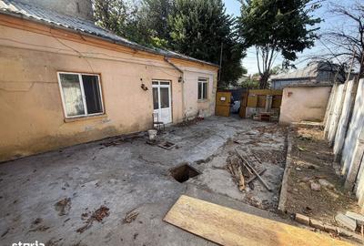 Casă cu 3 camere în Central