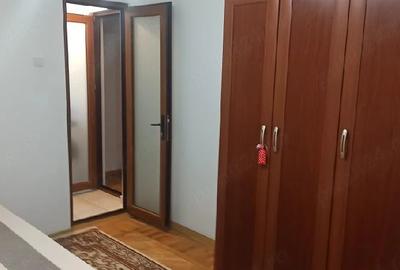 Apartament cu 2 camere semidecomandat în Micro 19