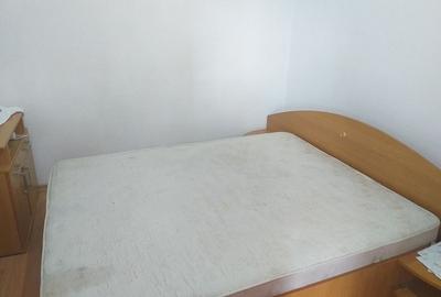 Apartament cu 2 camere semidecomandat în Alexandru cel Bun