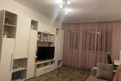 Apartament cu 2 camere decomandat în Mihai Bravu - 2