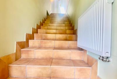 Casă individuală cu 5 camere cu Canalizare în Ultracentral - 53
