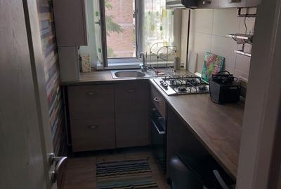 Apartament cu 3 camere semidecomandat în Central - 7