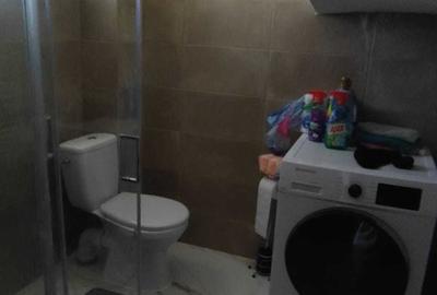 Casă cu 4 camere în Domnești