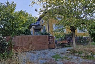 Casă cu 3 camere cu Teren 2400 Mp în Budacu de Jos - 1