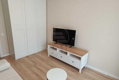 Apartament cu 3 camere semidecomandat, mobilat în Florești - 7