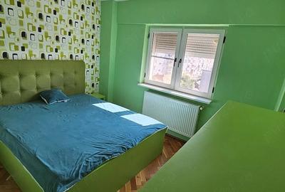 Apartament cu 4 camere decomandat în Calea Dumbrăvii - 3