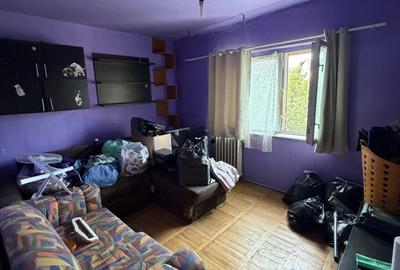Apartament cu 2 camere semidecomandat în Aradului