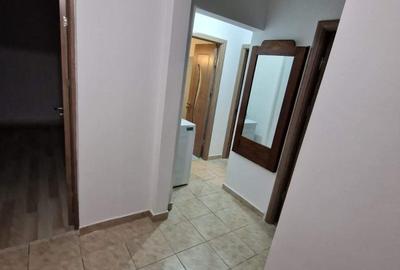 Apartament decomandat în Năvodari Tabără