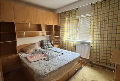 Apartament cu 2 camere decomandat în Liliacului